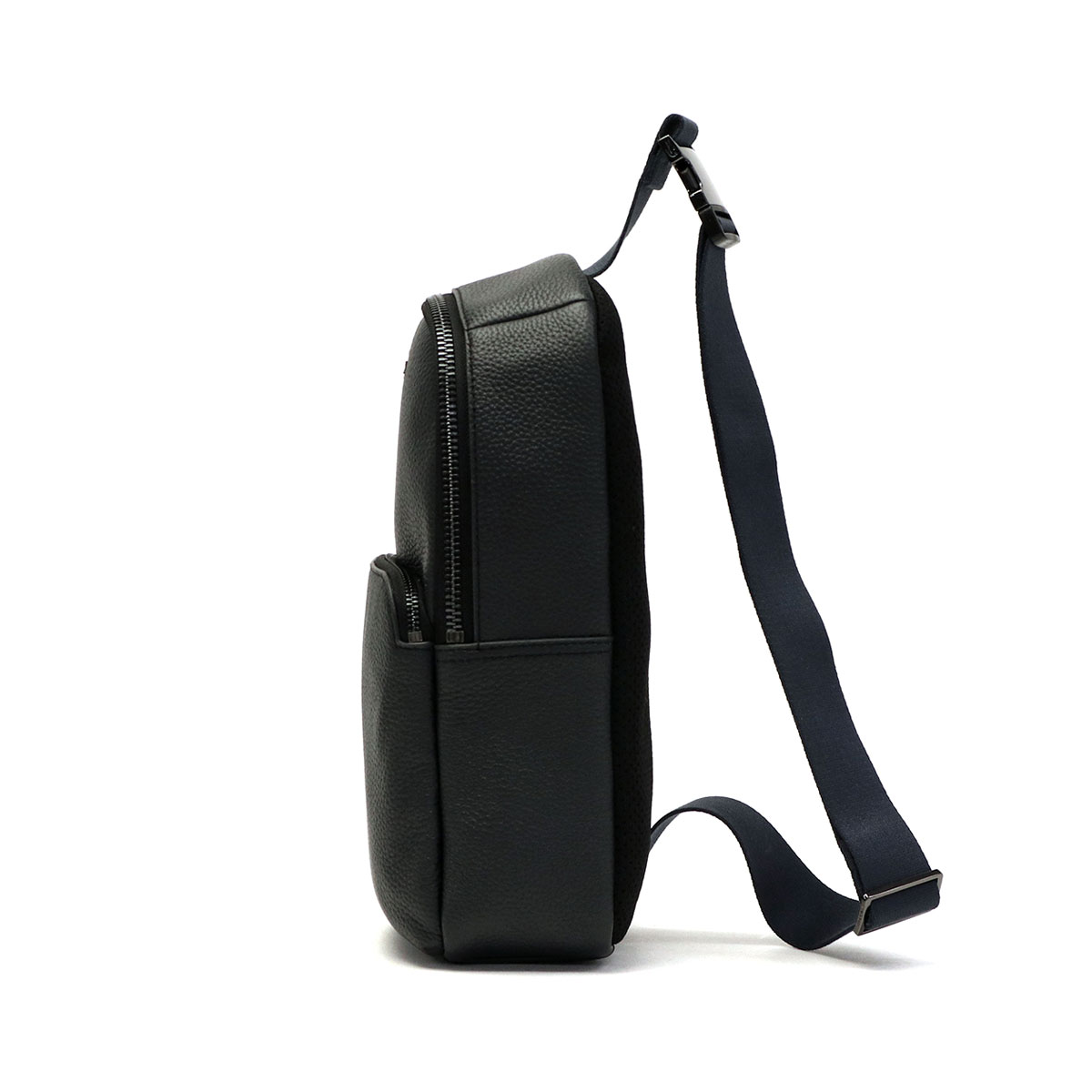 楽天市場 エントリー 楽天カード23倍 6 15限定 無料ラッピング ラコステ バッグ ボディバッグ Lacoste Altitude ワンショルダーバッグ ショルダー 斜めがけ 縦型 本革 レザー メンズ レディース Nh2924n ギャレリア Bag Luggage