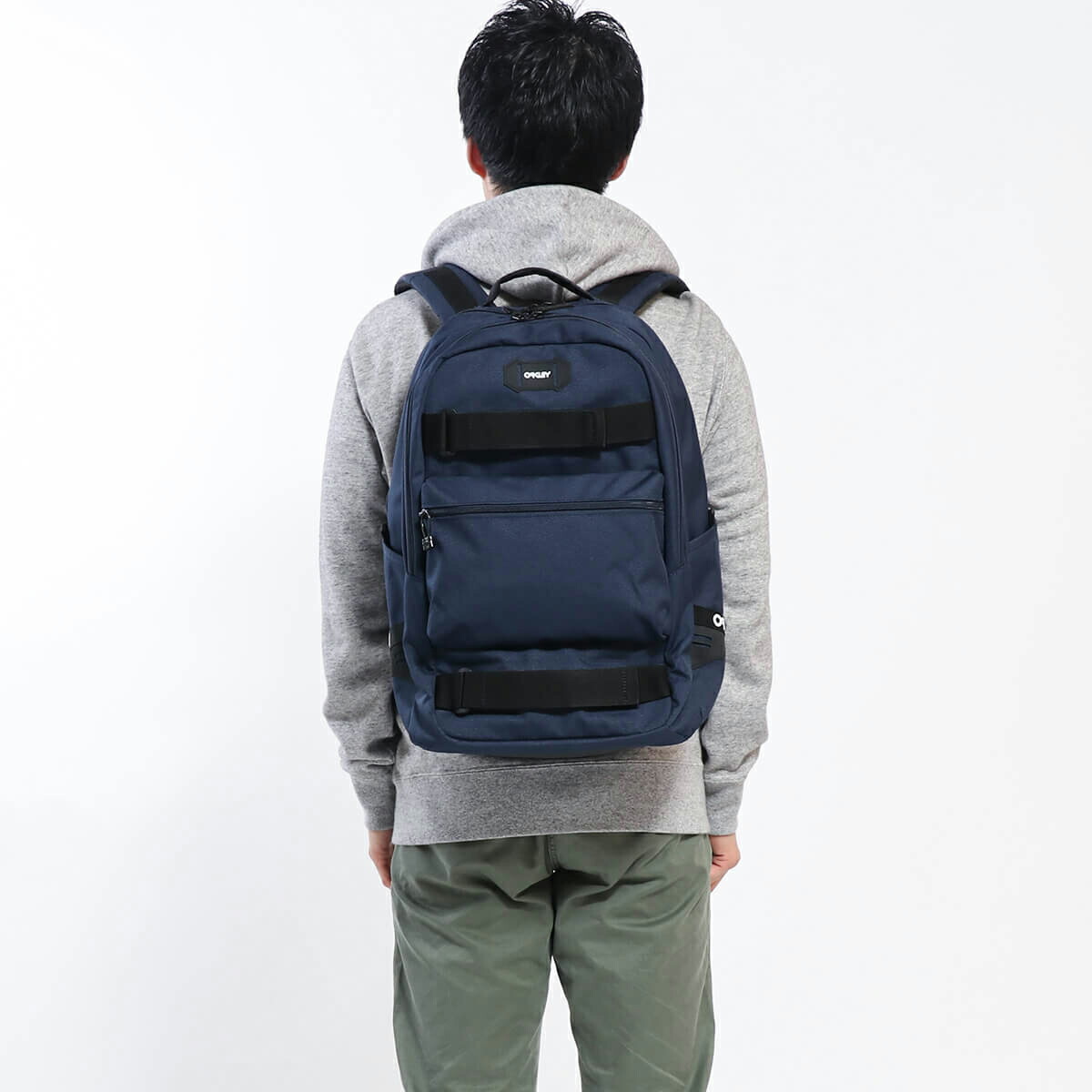 楽天市場 エントリー 楽天カード さらに 14倍 4 25限定 無料ラッピング オークリー バックパック Oakley Street Skate Backpack ストリート スケート バックパック リュックサック デイパック 二層式 メンズ レディース カジュアル B4 通学 通勤 Pc収納 楽天市場 エントリー 楽天カード さらに 14倍 4 25限定 無料ラッピング オークリー バックパック Oakley Street Skate Backpack ストリート スケート バックパック リュックサック デイパック 二層式 メンズ レディース カジュアル B4 通学 通勤 Pc収納