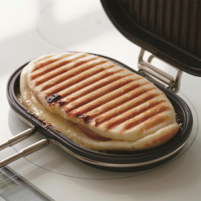 家事問屋 パニーニパン IH対応 ホットサンドメーカー グリルパン 日本製 アルミダイキャスト フッ素加工 両面焼き パニーニメーカー ホットサンド 耳まで焼ける 分離式 プレート 焼き魚 チキングリル 肉料理 焼き野菜 朝食 調理器具 アウトドア キャンプ フライパン 44931