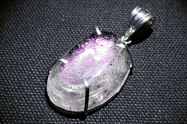 楽天市場】ピンクファイヤークォーツ ペンダントトップ ブラジル産