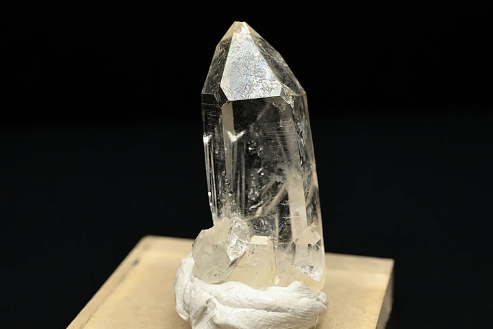 楽天市場】岐阜県神岡鉱山産 水晶 25.0g : 榎本通商