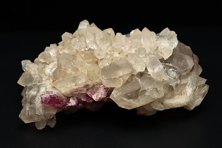 楽天市場】ブラックトルマリン インクォーツ 原石 86g マスコバイト