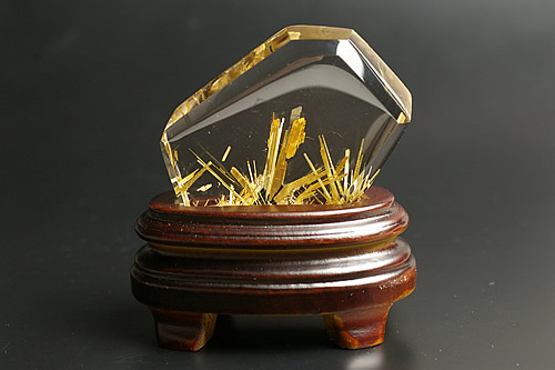 楽天市場】最高級品タイチンルチル水晶丸玉41mm : ギャラリーメイスン