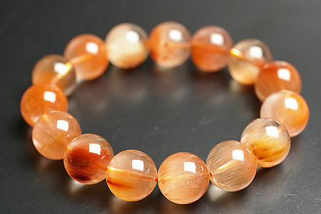 一点物　天然石　ハンドメイドブレス　高品質　サゲニティッククォーツ　オレンジ 一点物天然石ハンドメイドブレス高品質サゲニティッククォーツ