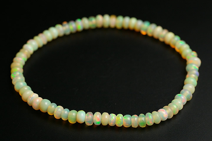 5mmエチオピアオパールブレスレット　プレミアムグレード 5mm エチオピアオパールブレスレット プレミアムグレード