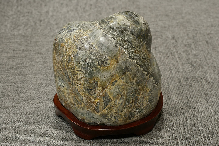 楽天市場】【ふるさと納税】菱刈鉱山金鉱石(1個・約1.5〜2kg