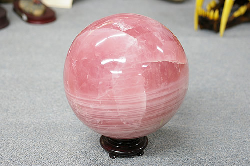 楽天市場】ローズクォーツ 丸玉 220mm 約15kg 紅水晶 ピンク 天然石