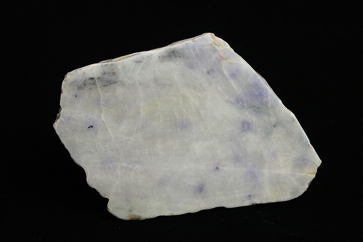 楽天市場】博物館クラス！超レア品ラベンダー糸魚川翡翠原石 特大