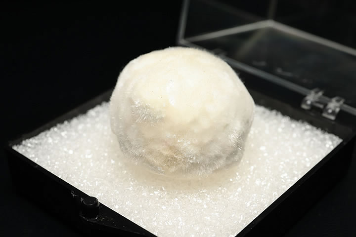 楽天市場】オケナイト原石(オーケン石)インド産 ケース入り(小