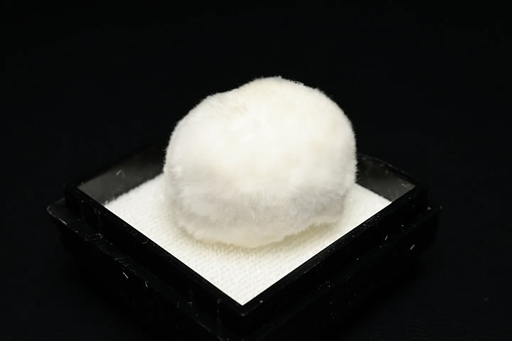 楽天市場】〔D431-1〕オケナイト（オーケン石）インド産 ジオード