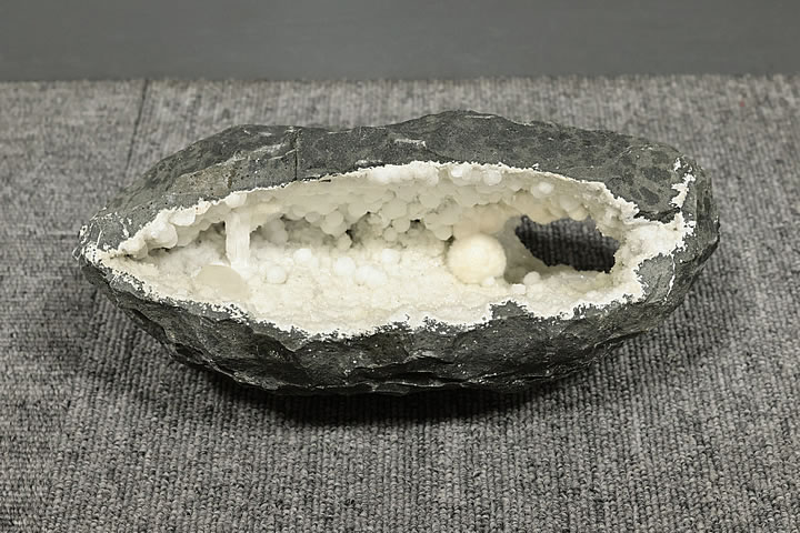 楽天市場】オケナイト原石(オーケン石)インド産 5.29kg : ギャラリー