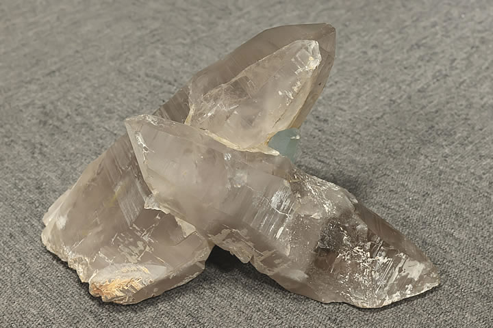 楽天市場】超レア品！水入りアクアマリン結晶 宝石品質 アフガニスタン