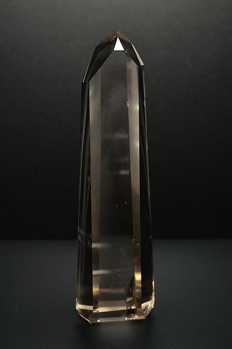 大きい天然スモーキーファントム水晶（天然茶水晶）　全面磨きポイント