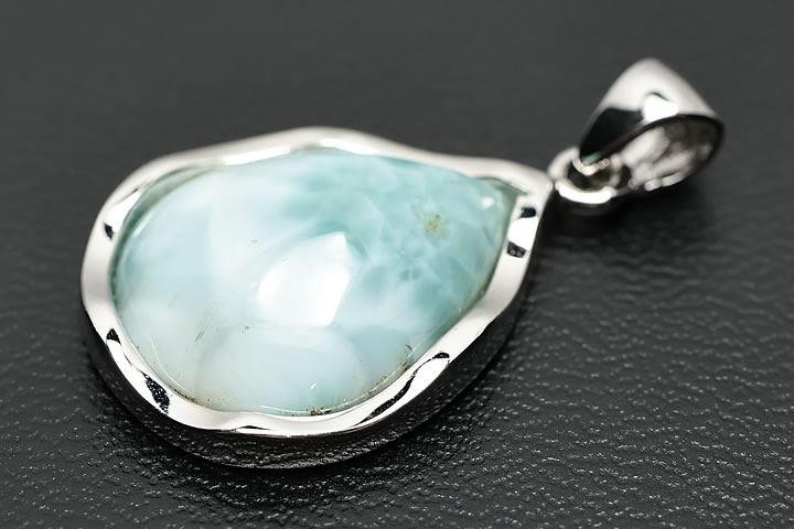 楽天市場】ラリマー ペンダントトップ 最高級 ドルフィンストーン 癒し