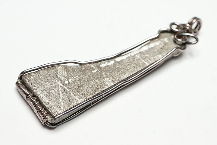 楽天市場】隕石 ペンダントトップ アルタイ隕石 （ウイグル自治区産