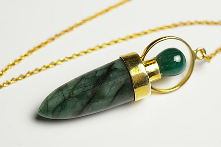 ファイナルグレード！エメラルド　ペンジュラム　インド産 28,600円