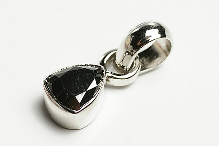 楽天市場】K18 ブラックダイヤモンド 0.5ct ダイヤモンド ペンダント