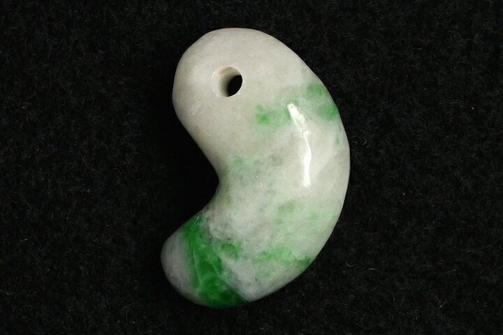 最 安値 価格ハンドメイド・手芸 - 糸魚川翡翠 3A (緑) 約12.5mm