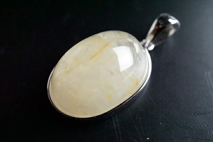 29.95ct　特大サイズフェナカイトペンダントトップ　ブラジル産 21,203円