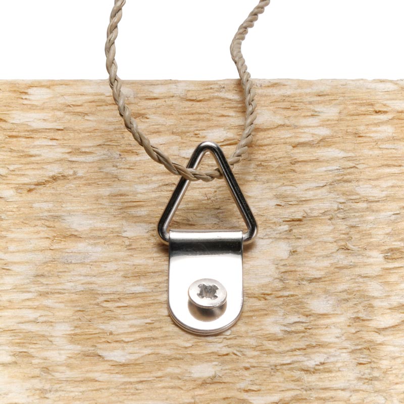 【楽天市場】フレーム用壁掛けフック (三角吊カン) (2個セット)[ネコポス可]【三角吊カンFrame Hooks木ねじ付 ひも別売 金具