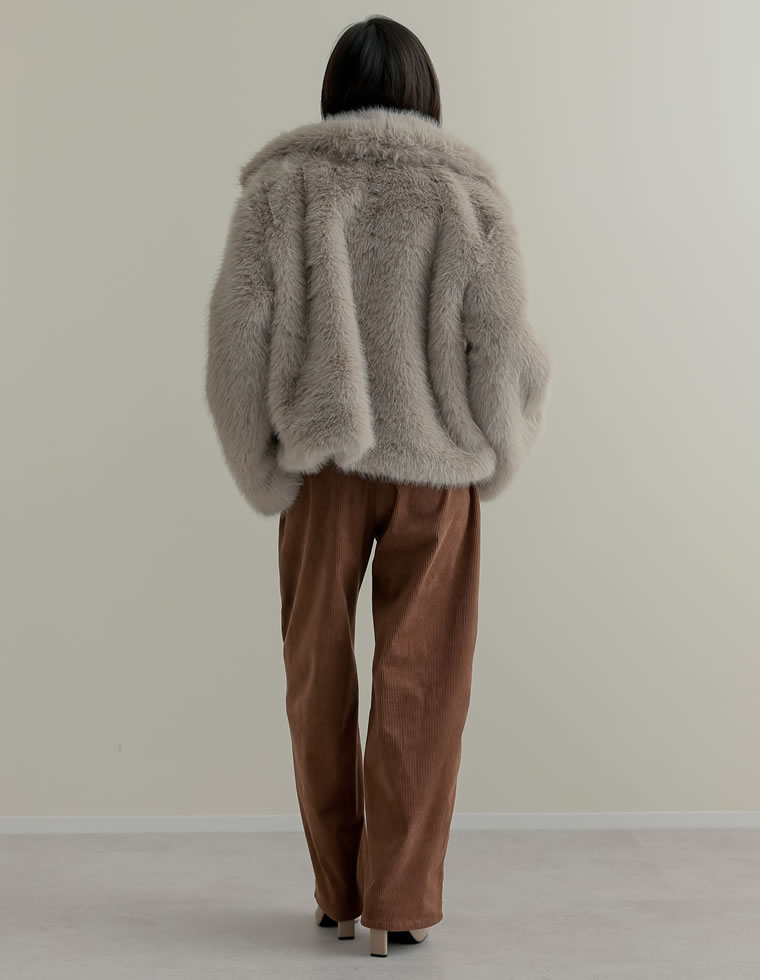 M/Lサイズ ビッグカラーフェイクファーミドルコート レディース