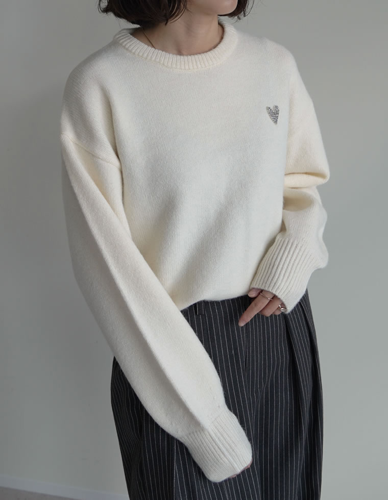 【限定!40%OFFクーポン】アルパカタッチハートワッペン付ニットトップス レディース 秋 冬 リエディ / トップス ニット セーター ハート ビジュー ストーン スウェットライクニット オーバーサイズ アルパカタッチ