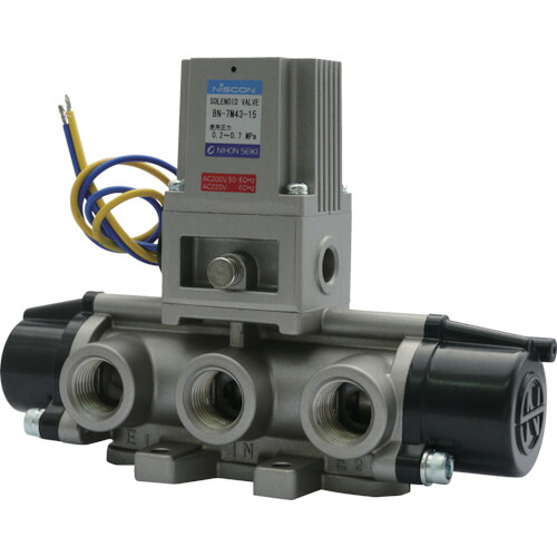 [電磁弁]【貨物輸送無料】日本精器（株） 日本精器 ４道のり電磁弁１５ＡＡＣ２００Ｖ７Ｍつづき物シングル BN-7M43-15-E200 1台【104-5563】【北海道・沖縄貨物輸送別途】【smtb-KD】