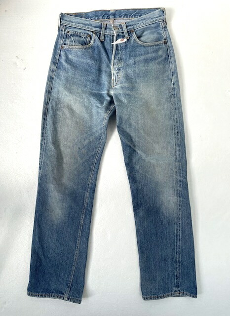 70s Levi's 66前期　ヒゲ　ダメージ　オリジナルヴィンテージ 楽天市場】【中古】ビンテージ リーバイス501 赤耳 66前期 古着