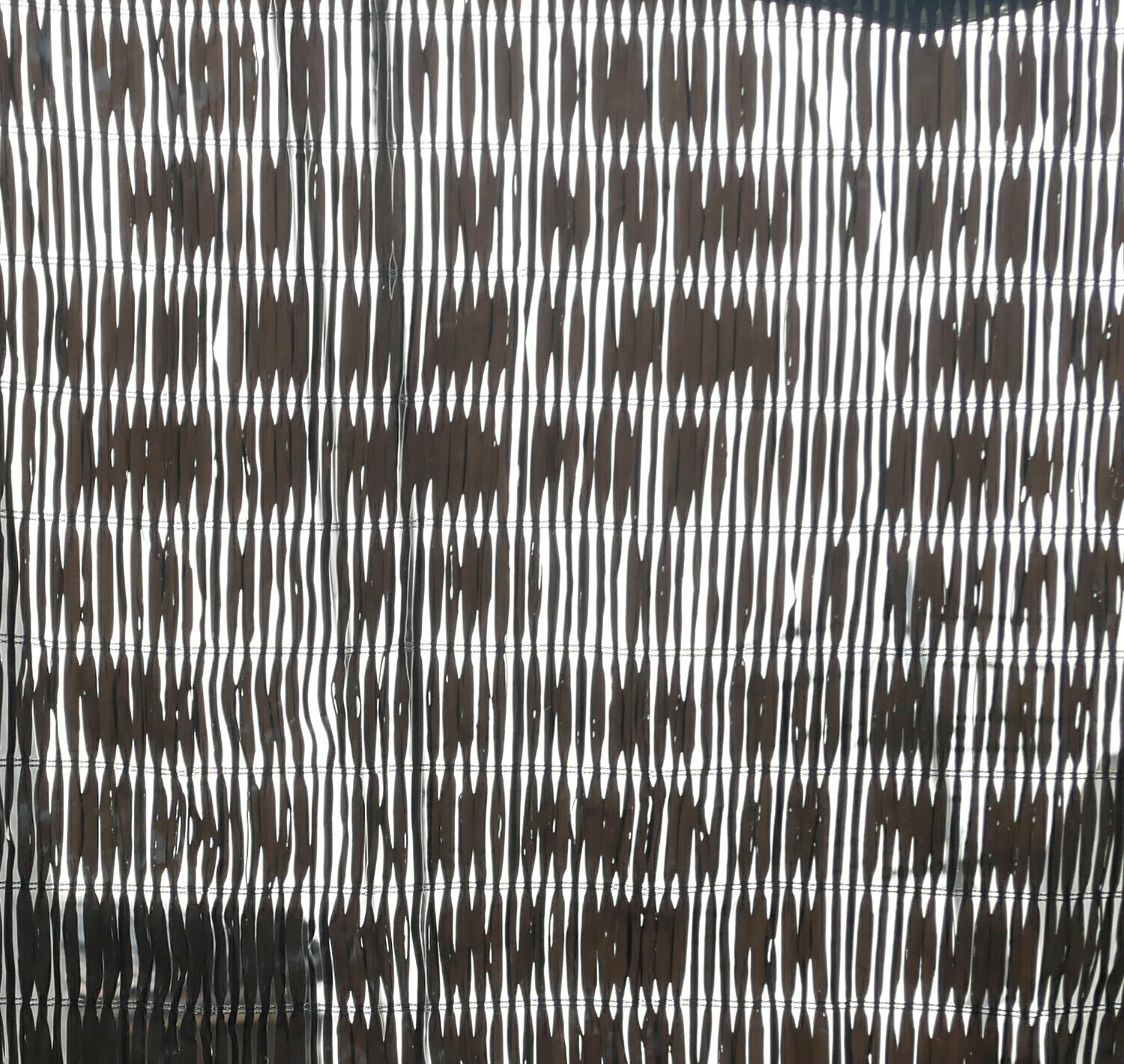 軽い 遮光ネット 黒　70％　2×50m　ロール 平織 ブラック　遮光ネット　日よけ　遮光　日除け ネット 農業用 農業資材 ビニールハウス 遮光 網 日よけ 園芸用品 ガーデニング 家庭菜園 園芸用 ベランダ ガーデニング用 園芸ネット 農業　在庫処分
