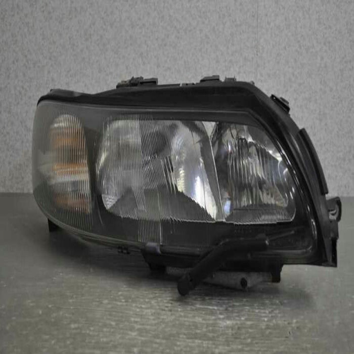 楽天市場】ボルボ V70(SB5244) 純正 右 ヘッドライト ハロゲン 8693550