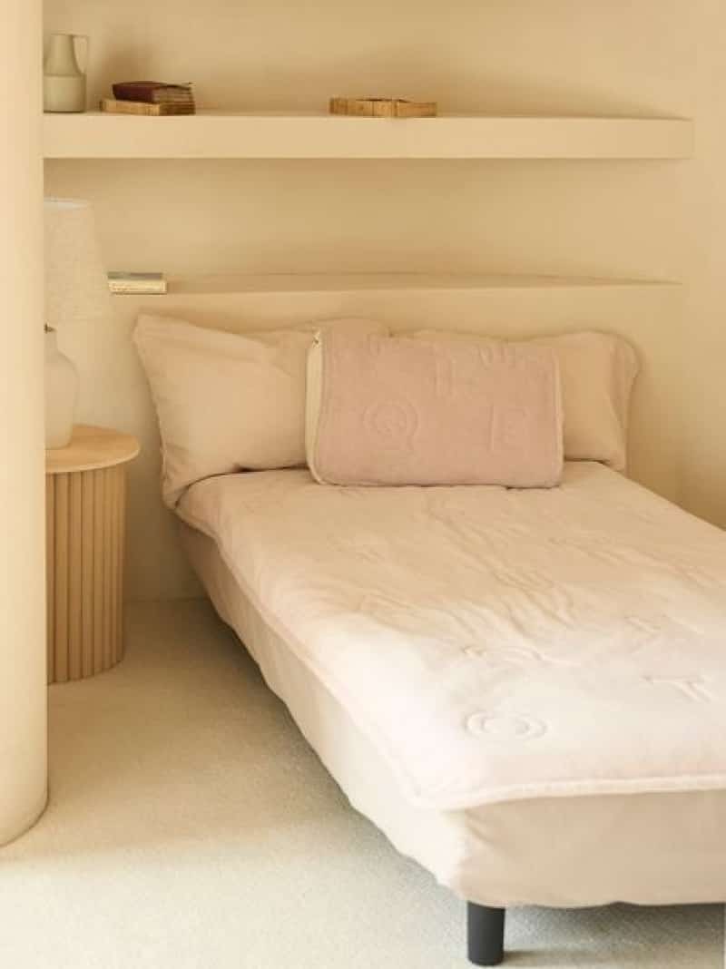 gelato pique 敷きパッド　セミダブル 楽天市場】【SALE／30%OFF】【Sleep】ランダムロゴキルト敷き