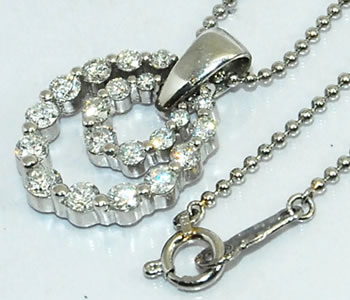ダイヤモンド-1.00ct 2周シェイプ 雫型 可動デザイン Pt ペンダントネックレス 【店頭受取対応商品】|ジェムパレス