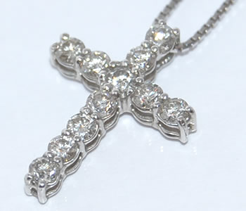 ダイヤモンド-0.50ct クロス/十字架デザイン Pt ペンダントネックレス 【店頭受取対応商品】