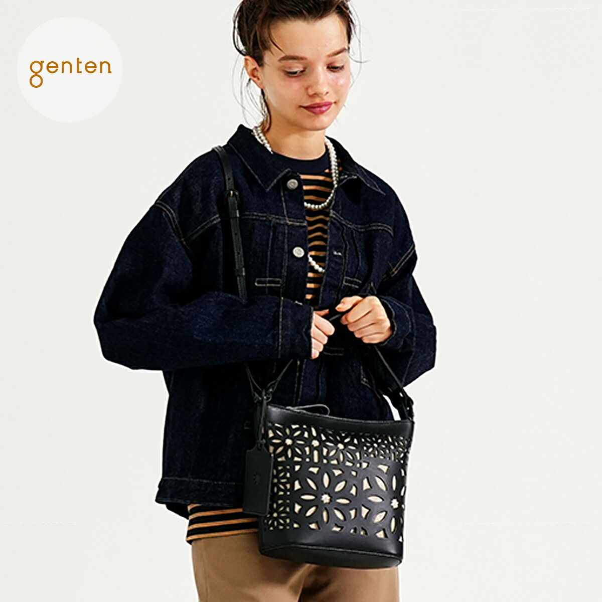 【遺伝因子什堅苦しさ】 genten 49498 遺伝因子什 マルチカットワーク 2WAYショルダーバッグ 新色 黒 黒いこと 【直営店・WEB制限事項】本革御徒面子 レディース トートバッグ 本革 ショルダーバッグ イタリアンなめし革
