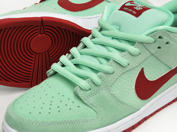 nike sb dunk low mint red