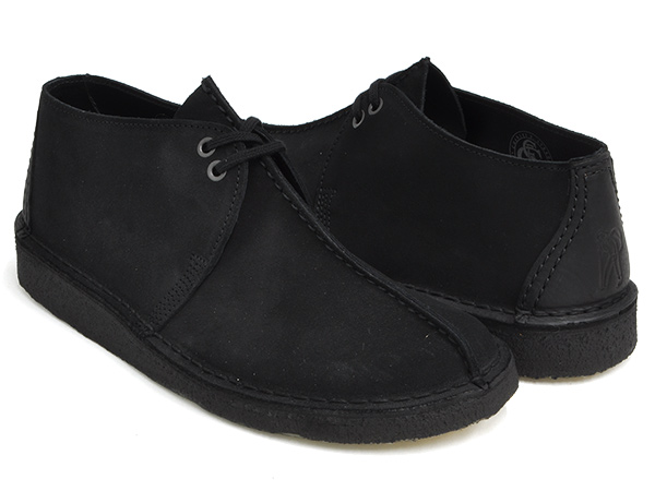 clarks desert trek black suede