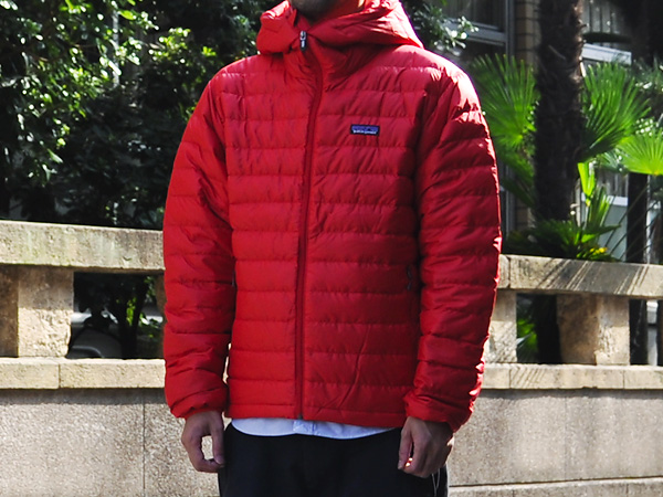 patagonia down sweater hoody red