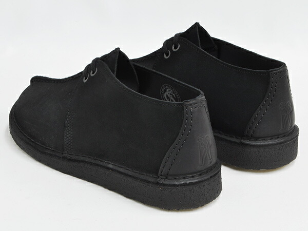 clarks desert trek black