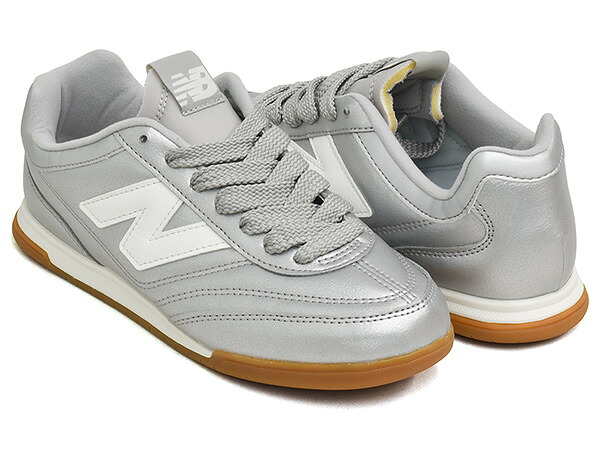 NEW BALANCE URC42 CA【ニュー平衡にする RC42 アールシーフォーティツー】【中庭 流行り物 インドア 調教師 ロープロファイル 心地よい しろがね色】SILVER METALIC / SEA SALT