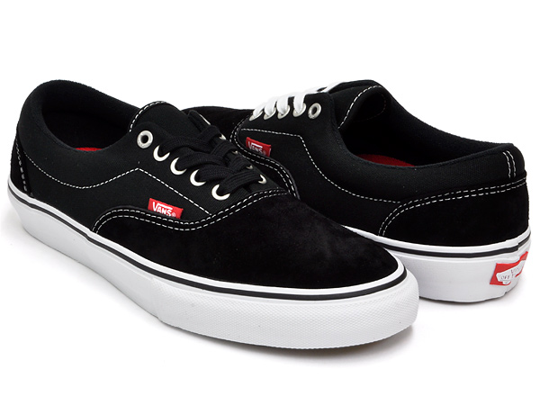 vans era classic black white