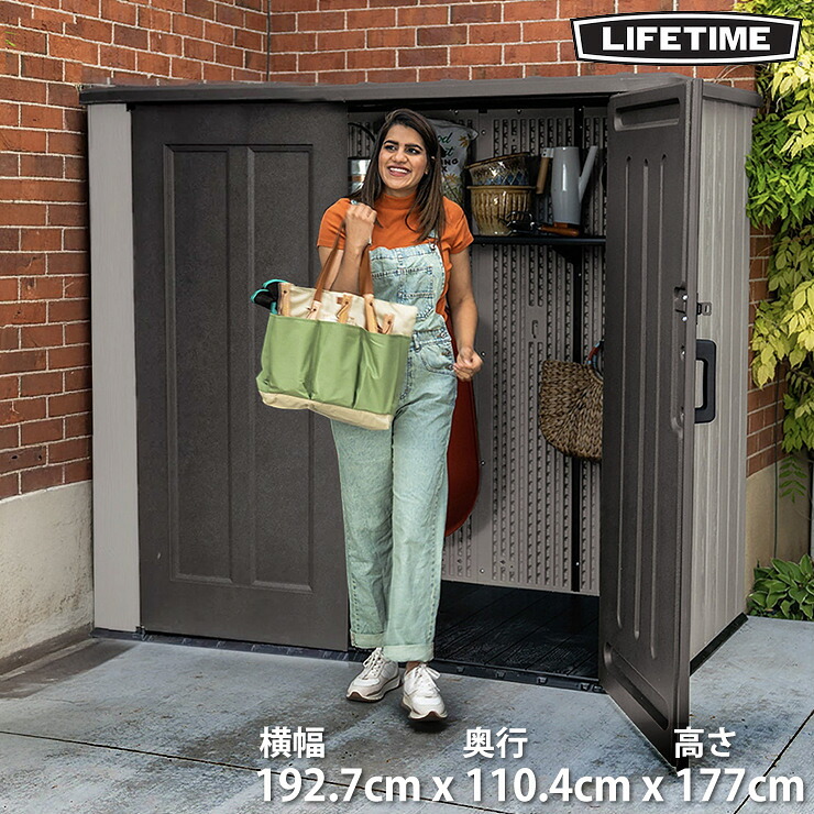 LIFETIME ライフタイム 6×4フィート 屋外物置 177×110×180cm 高密度ポリエチレン 耐候性 日差しUV保護 二重壁構造 扉フルオープン 棚付き フック6個付 工具収納 ガーデン収納 自転車収納 ゴミ箱収納 おしゃれ 庭 倉庫 組立式 メンテ不要 耐久 頑丈 送料無料 66,550円