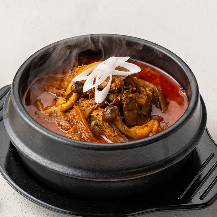 博多ユッケジャン　450ｇ×3袋（6人前） 送料無料ヒルナンデスで紹介！