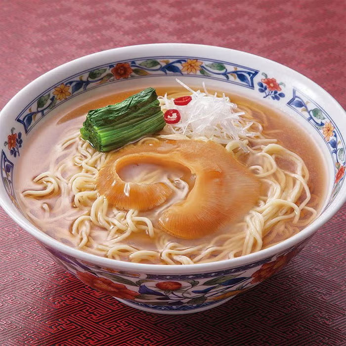 ふかひれ姿煮ラーメン 醤油 3食入 石渡商店 ヨシキリザメ姿煮 半生麺 コラーゲンたっぷり 贅沢ラーメン 中華 ギフト 贈り物 お取り寄せ グルメ