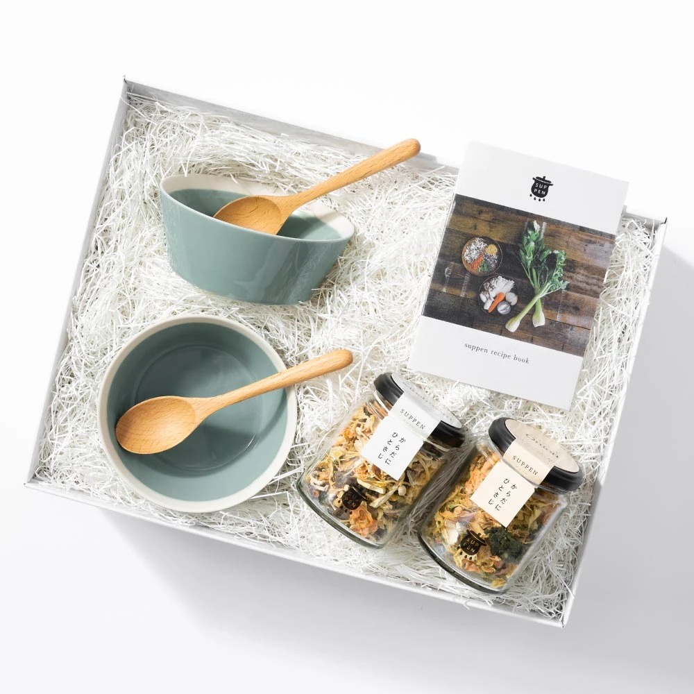 【最大1000円OFFクーポン】限定ギフトボックス イイホシユミコ×木村硝子×HYACCA カップ FOOD&TABLE WARE BOX / DISHES ボウル/ピスタチオグリーン 結婚祝い 新築祝い 新居祝い ペア 食器 セット プレゼント ハイセンス お祝い 食洗機対応 ズッペン 母の日|ギフトショップHYACCA