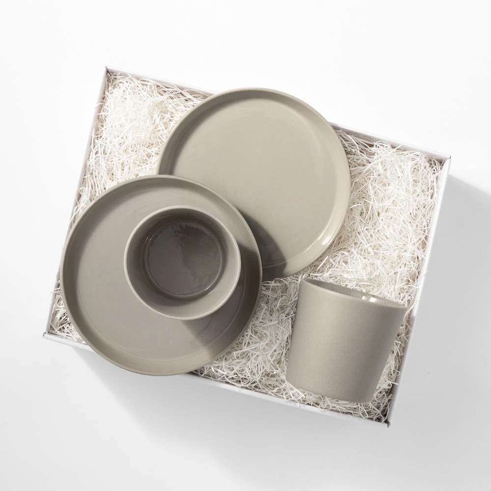 【最大1000円OFFクーポン】結婚祝い 食器 ギフトセット モヘイム プレート＆カップ ペアセット 結婚祝い 新築祝い 新居祝い ペア 食器 セット プレゼント ハイセンス　お祝い TABLE WARE BOX / MOHEIM / S / グレー