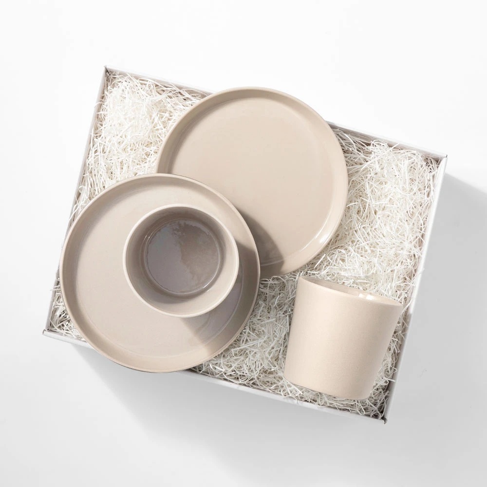 【最大1000円OFFクーポン】結婚祝い 食器 ギフトセット モヘイム プレート＆カップ ペアセット 結婚祝い 新築祝い 新居祝い ペア 食器 セット プレゼント ハイセンス　お祝い TABLE WARE BOX / MOHEIM / S / サンドホワイト