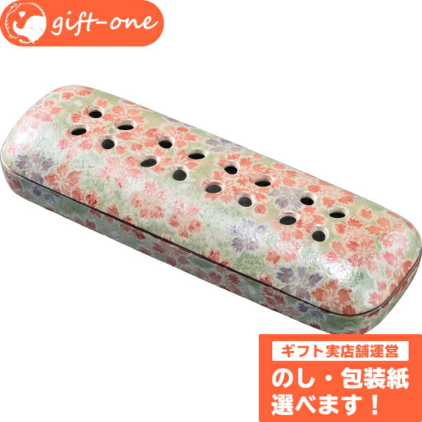 全国組立設置無料 楽天市場 花摘 寝かせる線香皿 有田焼 大 お供え お菓子 お供え物 線香 ろうそく セット 仏壇 のし 器 志 お悔やみ 一周忌 三回忌 四十九日 法事 命日 内祝い おむつケーキの店gift One 好評 Alfalamanki Com