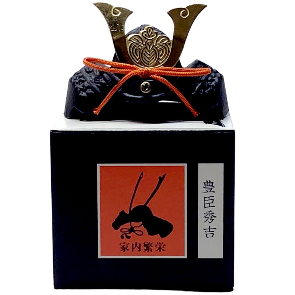 楽天市場】兜 黄金色に輝く出世兜 源義経 黄金兜 縁起物 兜飾りかぶと