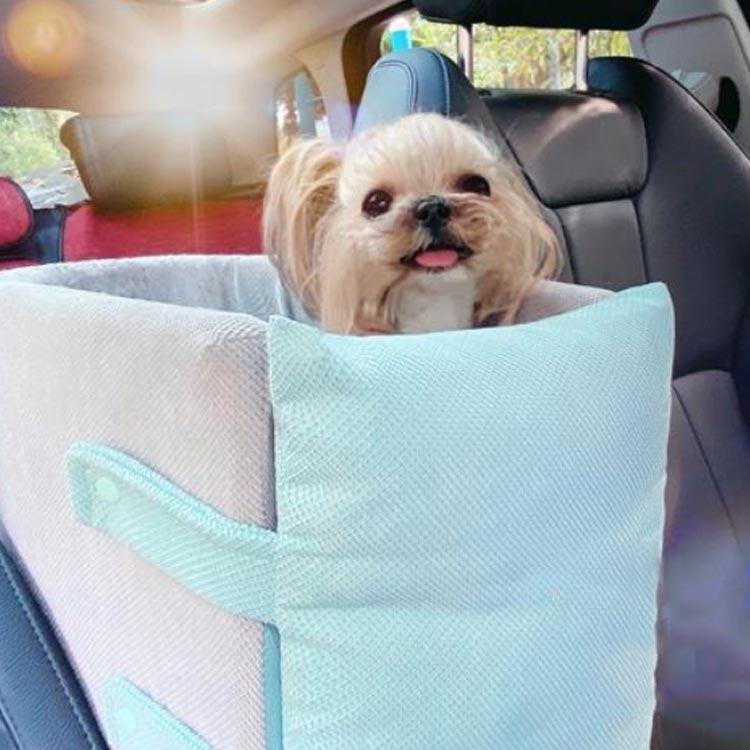 保障 今だけ特別価格 ドライブボックス ペットドライブボックス ドライブベッド 車用シート ドライブシート 小型ペット用 犬ベッド 猫用 小型犬用 車載用 肘掛け 飛出し防止 ソファー アームレスト 車載 ペットソファー ペットマット 安全 洗える ドライブ用品 Qdtek Vn