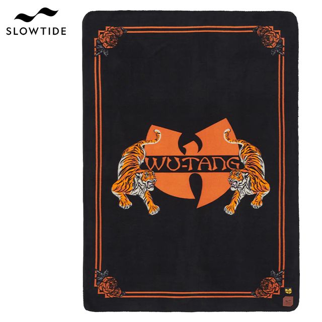 SLOWTIDE スロータイド ウータンクラン×スロウタイド タイガースタイル フリースブランケット 【約127×152cm】 ST1185 Wu-Tang Clan x Slowtide TIGER STYLE FLEECE BLANKET 9,438円